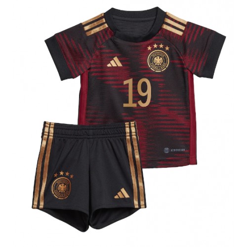 Tyskland Leroy Sane #19 Bortedraktsett Barn VM 2022 Kortermet (+ Korte bukser) Tyskland Leroy Sane #19 Bortedraktsett Barn VM 2022 Kortermet (+ Korte bukser)